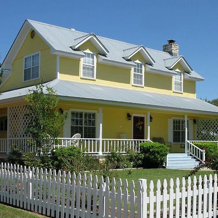 Yellow House B&B Salado Extérieur photo