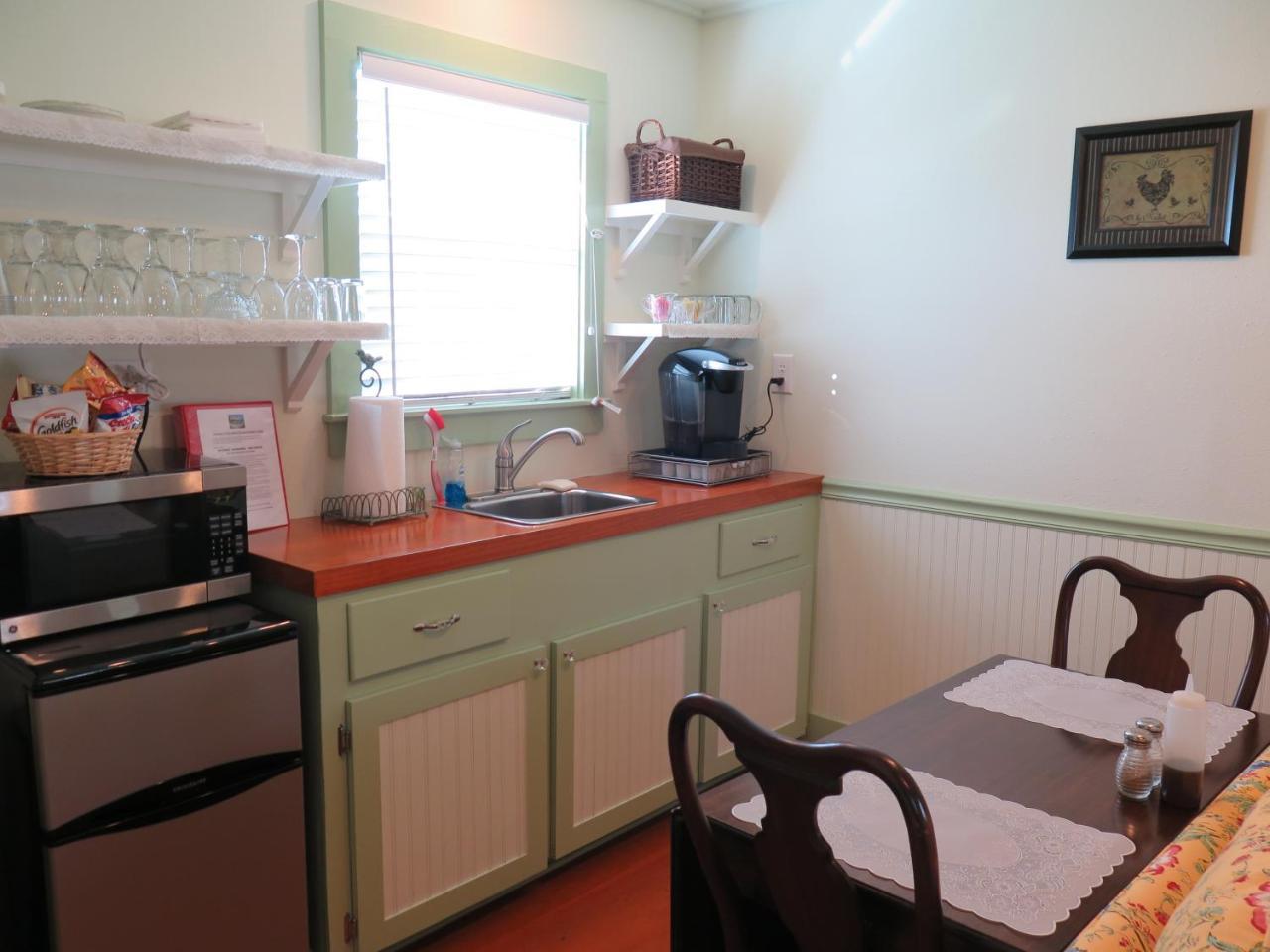Yellow House B&B Salado Extérieur photo