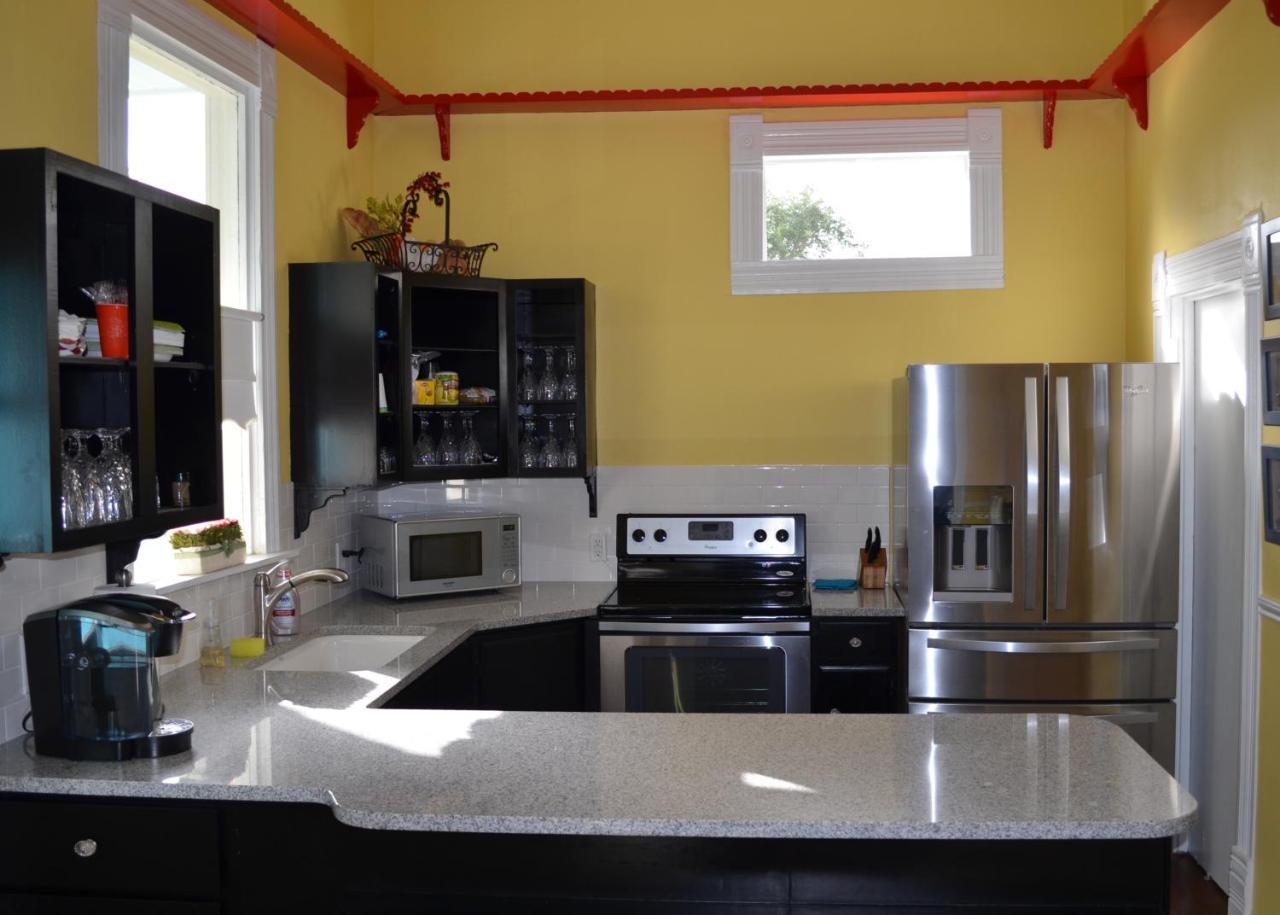Yellow House B&B Salado Extérieur photo